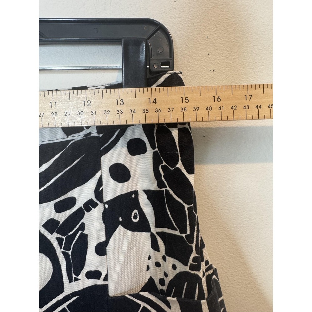 Farm Rio Shorts Womens Medium Black Animal Print Pleated Chino Casual Summer - Picture 3 of 12